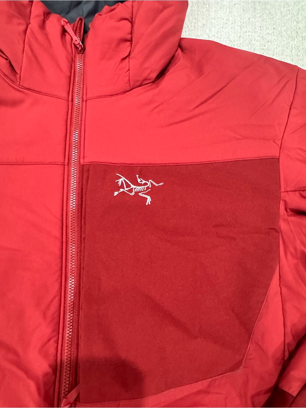 Arc’teryx Proton LT Hoody Men’s Large Red Insulated Hooded Jacket - Picture 6 of 12
